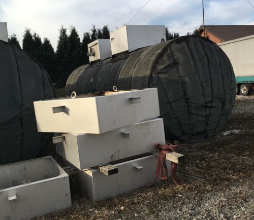 Behälter 40.000 Liter aus V2A, gebraucht, doppelwandig