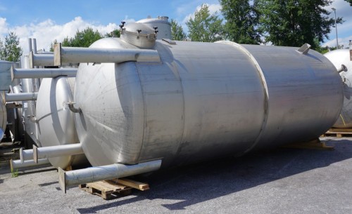 Behälter 30.000 Liter aus V2A, einwandig, spez. Gew. 1,13 kg/l, gebraucht